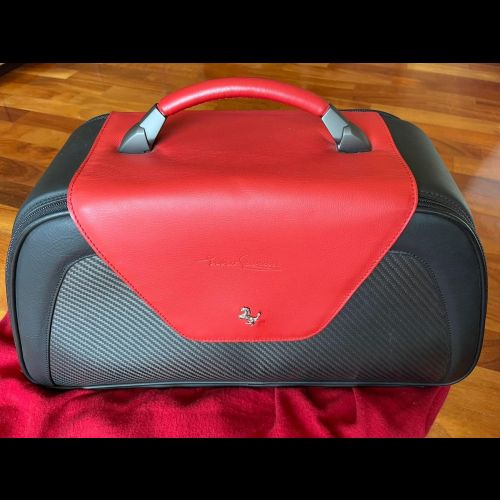 Enzo leather suitcase