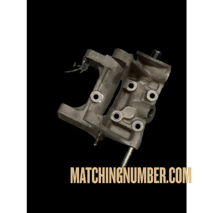Pair of hub carriers