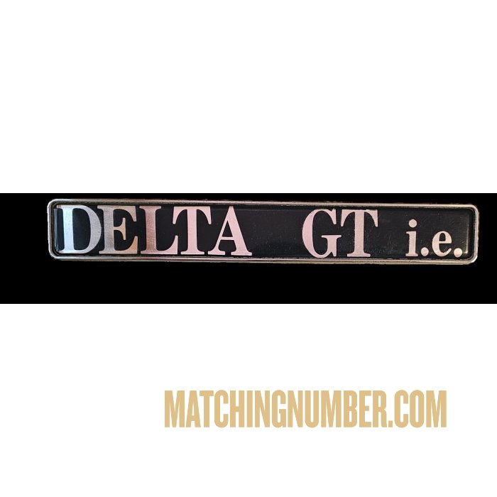 Trunk emblem 