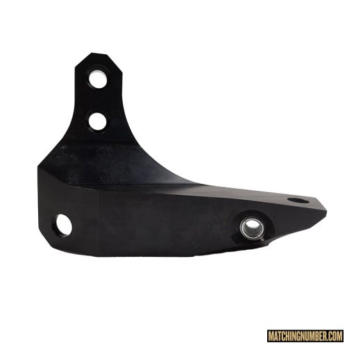 Body attachments for BMW M3 E30 strut