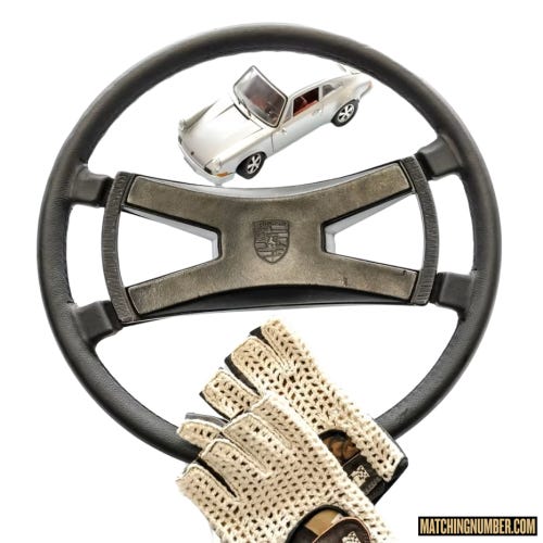 Porsche 911 T E S steering wheel